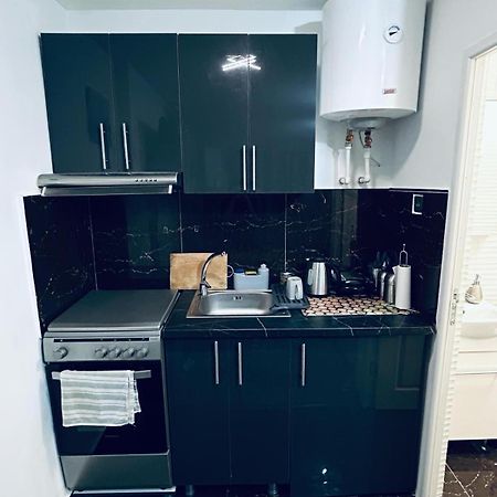 Apartmán Amazing 1 Bed Flat Craiova Exteriér fotografie